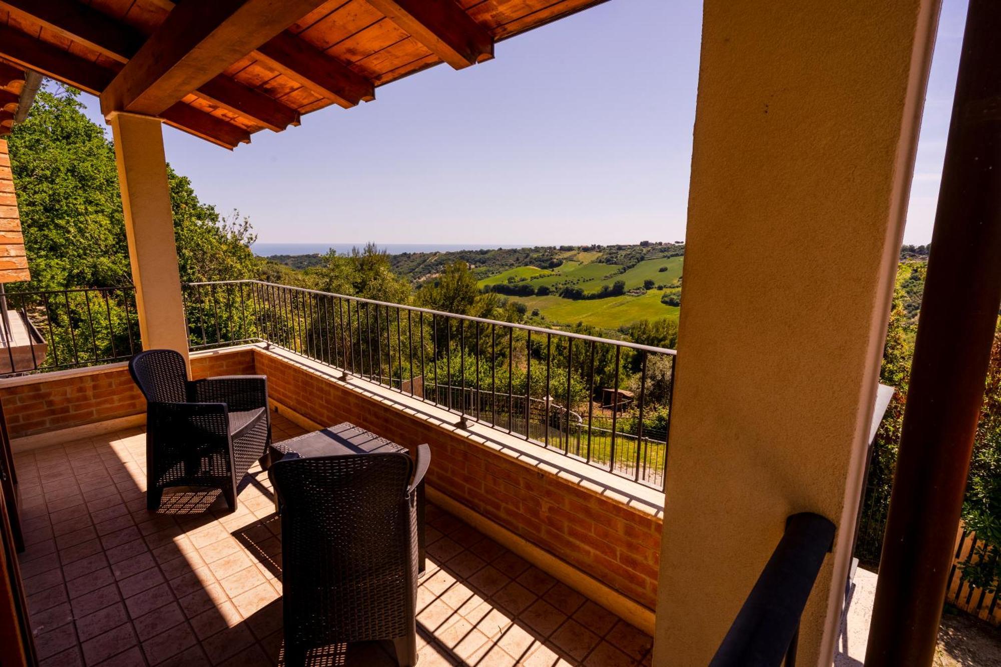 Casa Jo - Country Home With Sea View And 3 Private Ensuite Rooms Lapedona Exterior photo